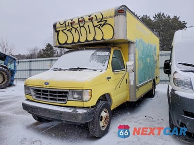 1993 FORD ECONOLINE MORGAN BOX 1FDKE37G7PHA57124 - główne zdjęcie licytacji z USA - miniatura