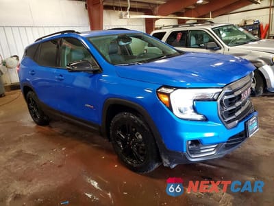 Czwarte zdjęcie samochodu z boku: 2024 GMC TERRAIN AT4 VIN:3GKALYEG0RL164224 - miniatura
