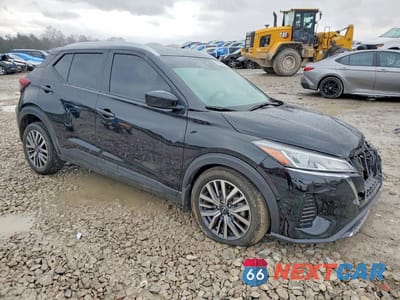 Czwarte zdjęcie samochodu z boku: 2024 NISSAN KICKS SV VIN:3N1CP5CV9RL561023 - miniatura