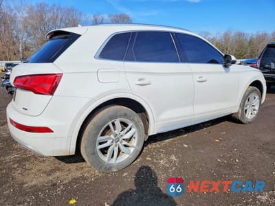 Trzecie zdjęcie samochodu z tyłu: 2020 AUDI Q5 PREMIUM VIN:WA1ANAFY2L2060776 - miniatura