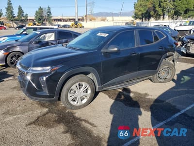 2024 CHEVROLET TRAX LS KL77LFE28RC051936 - główne zdjęcie licytacji z USA - miniatura
