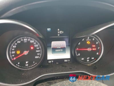 Zdjęcie 9 z 11 samochodu: 2015 MERCEDES-BENZ C 300 VIN:55SWF4JB4FU044463 - miniatura