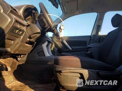 Zdjęcie 7 z 14 samochodu: 2016 SUBARU FORESTER 2.5I VIN:JF2SJABC1GH548671 - miniatura