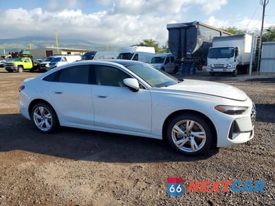 Czwarte zdjęcie samochodu z boku: 2025 AUDI A5 PREMIUM PLUS VIN:WAU2BCFU3SN044396 - miniatura