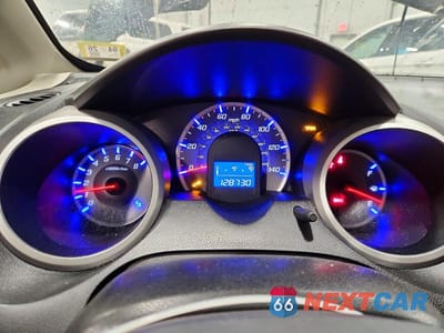 Zdjęcie 9 z 12 samochodu: 2013 HONDA FIT VIN:JHMGE8G34DC059649 - miniatura