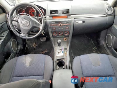 Zdjęcie 8 z 11 samochodu: 2005 MAZDA 3 VIN:JM1BK123851281515 - miniatura