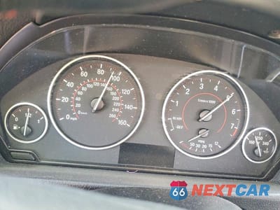 Zdjęcie 9 z 12 samochodu: 2015 BMW 335 VIN:WBA3B9G52FNR93958 - miniatura