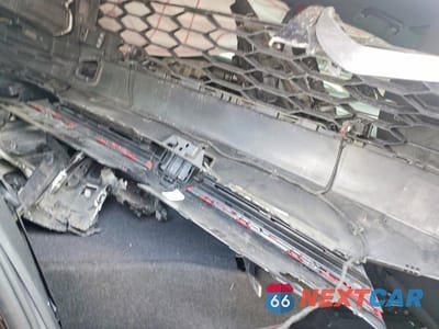 Zdjęcie 10 z 11 samochodu: 2023 VOLKSWAGEN GTI S VIN:WVWGA7CD2PW165106 - miniatura