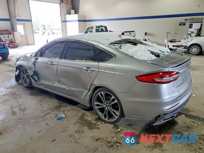 Drugie zdjęcie samochodu z przodu: 2020 FORD FUSION TITANIUM VIN:3FA6P0D96LR115436 - miniatura