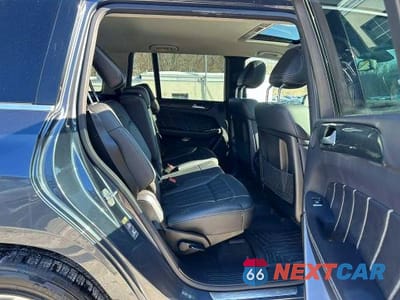 Zdjęcie 8 z 10 samochodu: 2015 MERCEDES-BENZ GL 350 BLUETEC VIN:4JGDF2EE9FA549503 - miniatura