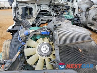 Zdjęcie 7 z 10 samochodu: 2025 VOLVO VNL SEMI TRUCK VIN:4V4BC9EH3SN696544 - miniatura