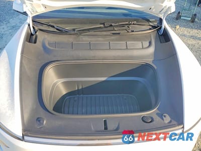 Zdjęcie 11 z 11 samochodu: 2026 TESLA MODEL Y VIN:7SAYGDED0TA469774 - miniatura