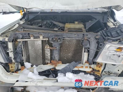 Zdjęcie 12 z 13 samochodu: 2015 NISSAN NV 1500 VIN:1N6BF0KLXFN807472 - miniatura