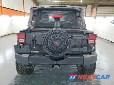 Zdjęcie 6 z 11 samochodu: 2017 JEEP WRANGLER UNLIMITED SAHARA VIN:1C4BJWEG0HL660547 - miniatura