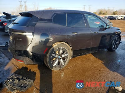 Trzecie zdjęcie samochodu z tyłu: 2023 BMW IX XDRIVE50 VIN:WB523CF08PCL62493 - miniatura