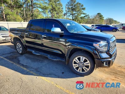 Czwarte zdjęcie samochodu z boku: 2020 TOYOTA TUNDRA PLATINUM VIN:5TFAY5F12LX927975 - miniatura