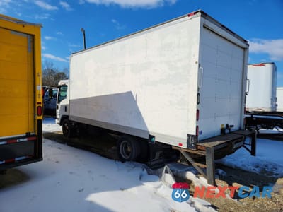 Drugie zdjęcie samochodu z przodu: 2011 ISUZU NPR HD BOX TRUCK VIN:JALC4W167B7002747 - miniatura
