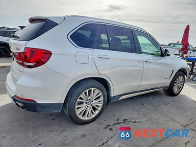 Trzecie zdjęcie samochodu z tyłu: 2016 BMW X5 XDRIVE35I LUXURY VIN:5UXKR0C55G0S91254 - miniatura