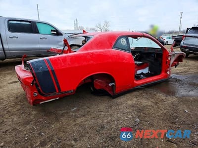 Trzecie zdjęcie samochodu z tyłu: 2016 DODGE CHALLENGER R VIN:2C3CDZFJXGH148625 - miniatura