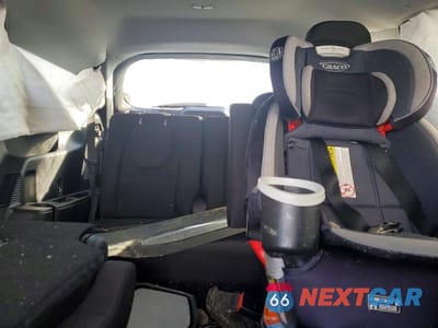 Zdjęcie 10 z 13 samochodu: 2021 FORD EXPLORER XLT VIN:1FMSK8DH3MGA79688 - miniatura