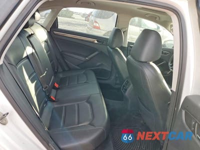 Zdjęcie 10 z 12 samochodu: 2017 VOLKSWAGEN PASSAT SE VIN:1VWBT7A34HC062820 - miniatura