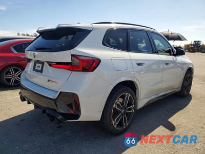 Trzecie zdjęcie samochodu z tyłu: 2025 BMW X1 M35I VIN:WBX13EF09S5341048 - miniatura