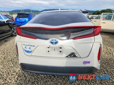 Zdjęcie 6 z 12 samochodu: 2019 TOYOTA PRIUS PRIME PLUS VIN:JTDKARFP6K3118781 - miniatura