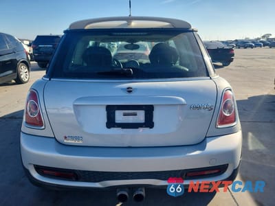 Zdjęcie 6 z 11 samochodu: 2012 MINI COOPER S VIN:WMWSV3C55CT387213 - miniatura