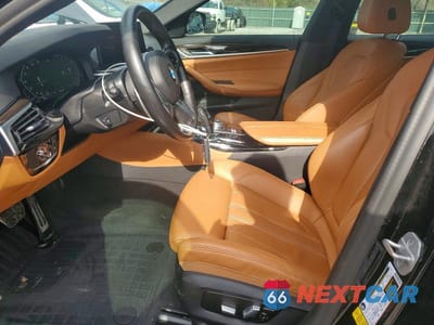 Zdjęcie 7 z 13 samochodu: 2021 BMW 540 I VIN:WBA53BJ02MWX19984 - miniatura