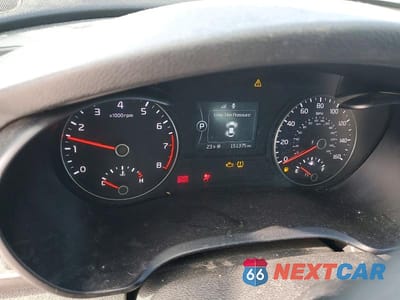 Zdjęcie 9 z 11 samochodu: 2017 KIA OPTIMA LX VIN:5XXGT4L30HG131202 - miniatura