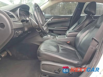 Zdjęcie 7 z 11 samochodu: 2016 CHRYSLER 300 LIMITED VIN:2C3CCAAG9GH135705 - miniatura