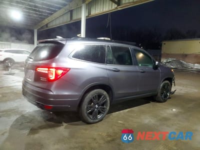 Trzecie zdjęcie samochodu z tyłu: 2022 HONDA PILOT SE VIN:5FNYF6H21NB081884 - miniatura
