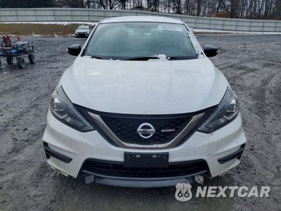 Piąte zdjęcie samochodu w środku: 2019 NISSAN SENTRA SR TURBO VIN:3N1CB7AP6KY257834 - miniatura
