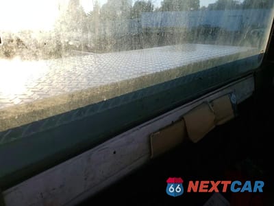 Zdjęcie 10 z 11 samochodu: 1992 FORD F-250 VIN:2FTEF25H0TCA49761 - miniatura