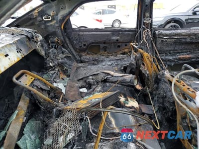 Zdjęcie 10 z 12 samochodu: 2008 CHRYSLER 300C VIN:2C3KA63H98H138383 - miniatura