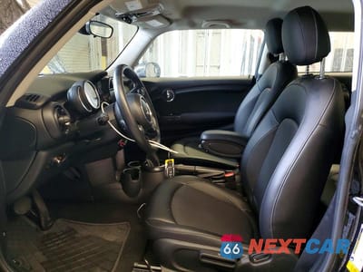 Zdjęcie 7 z 11 samochodu: 2018 MINI COOPER VIN:WMWXP5C54J2G63866 - miniatura