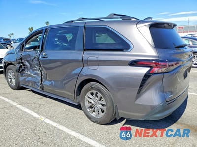 Drugie zdjęcie samochodu z przodu: 2023 TOYOTA SIENNA XLE 7-PASSENGER VIN:5TDYSKFC2PS078183 - miniatura