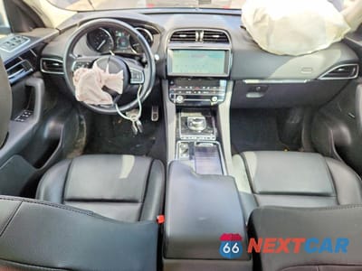 Zdjęcie 8 z 13 samochodu: 2019 JAGUAR F-PACE PREMIUM VIN:SADCJ2FX7KA606892 - miniatura