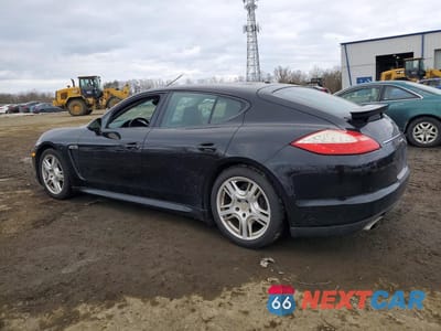 Drugie zdjęcie samochodu z przodu: 2013 PORSCHE PANAMERA 2 VIN:WP0AA2A73DL013788 - miniatura