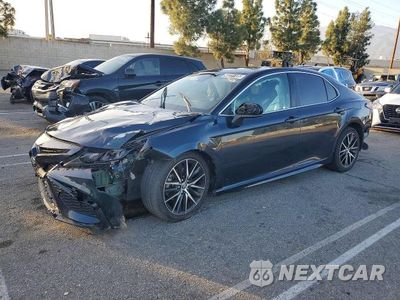 2021 TOYOTA CAMRY SE 4T1G11BK5MU026071 - główne zdjęcie licytacji z USA - miniatura