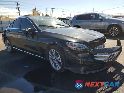 Czwarte zdjęcie samochodu z boku: 2021 MERCEDES-BENZ C 300 VIN:W1KWF8DB4MR644983 - miniatura