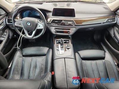 Zdjęcie 8 z 13 samochodu: 2016 BMW 750 XI VIN:WBA7F2C56GG416813 - miniatura