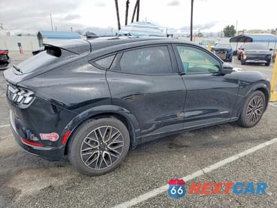 Trzecie zdjęcie samochodu z tyłu: 2024 FORD MUSTANG MACH-E PREMIUM VIN:3FMTK3S51RMA14089 - miniatura