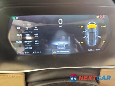 Zdjęcie 9 z 12 samochodu: 2015 TESLA MODEL S VIN:5YJSA1E15FF114115 - miniatura