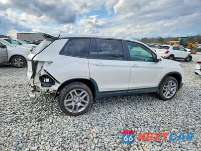 Trzecie zdjęcie samochodu z tyłu: 2025 HONDA PASSPORT EXL VIN:5FNYF8H58SB019738 - miniatura