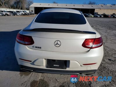Zdjęcie 6 z 12 samochodu: 2017 MERCEDES-BENZ C 300 VIN:WDDWJ4JB0HF383760 - miniatura
