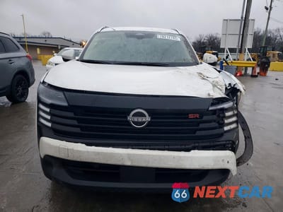 Piąte zdjęcie samochodu w środku: 2025 NISSAN KICKS SR VIN:3N8AP6DA4SL440660 - miniatura