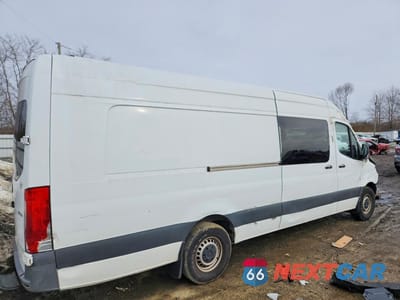 Trzecie zdjęcie samochodu z tyłu: 2021 MERCEDES BENZ SPRINTER 2500 2.0L 4C TDSL EXT CARGO HIGH ROOF VIN:W1Y4DDHY6MT048156 - miniatura