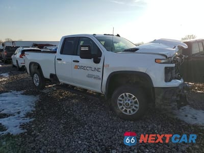 Czwarte zdjęcie samochodu z boku: 2026 CHEVROLET SILVERADO K2500 HEAVY DUTY VIN:1GC2KLE72TF107482 - miniatura