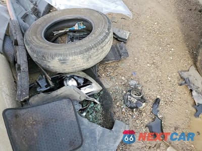 Zdjęcie 13 z 13 samochodu: 2001 JEEP GRAND CHEROKEE LAREDO VIN:1J4GW48S61C694679 - miniatura